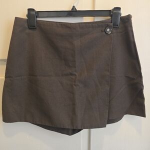New!! H&M Brown Skort